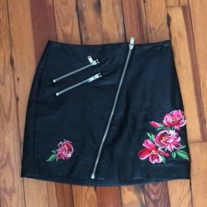 H&M rose skirt